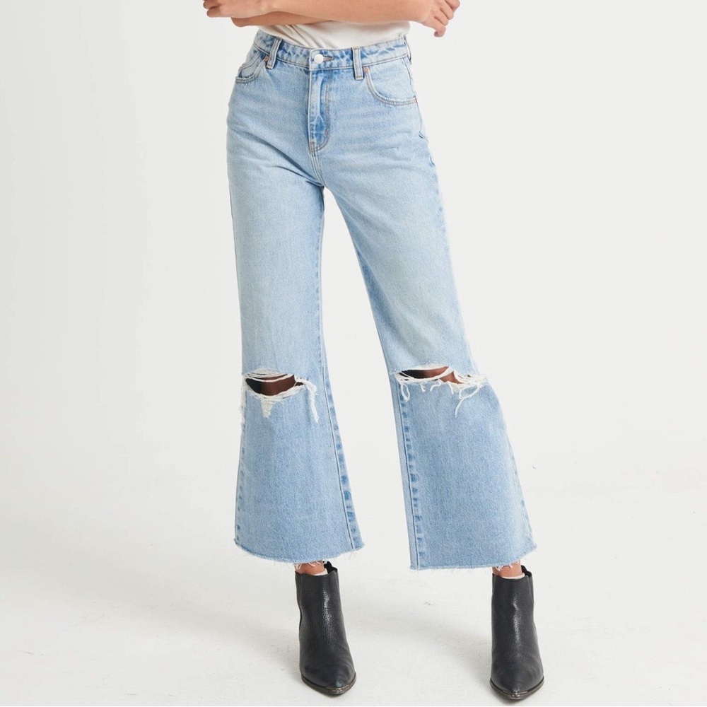 Rollas Eastcoast Crop Flare - Liv Worn